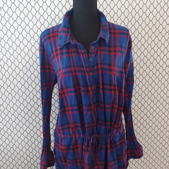 Forever 21 Tops - 👚5 for $25 Forever 21+ plaid drawing tunic